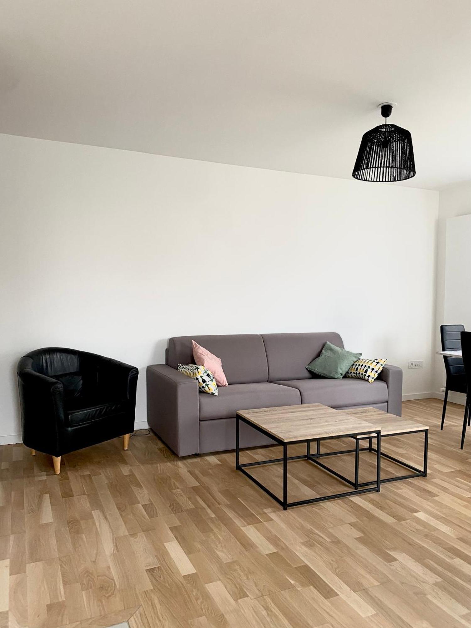 3 Pieces Neuf De Standing A 10mn De Paris Avec Terrasse Vue Sacre Coeur Appartement