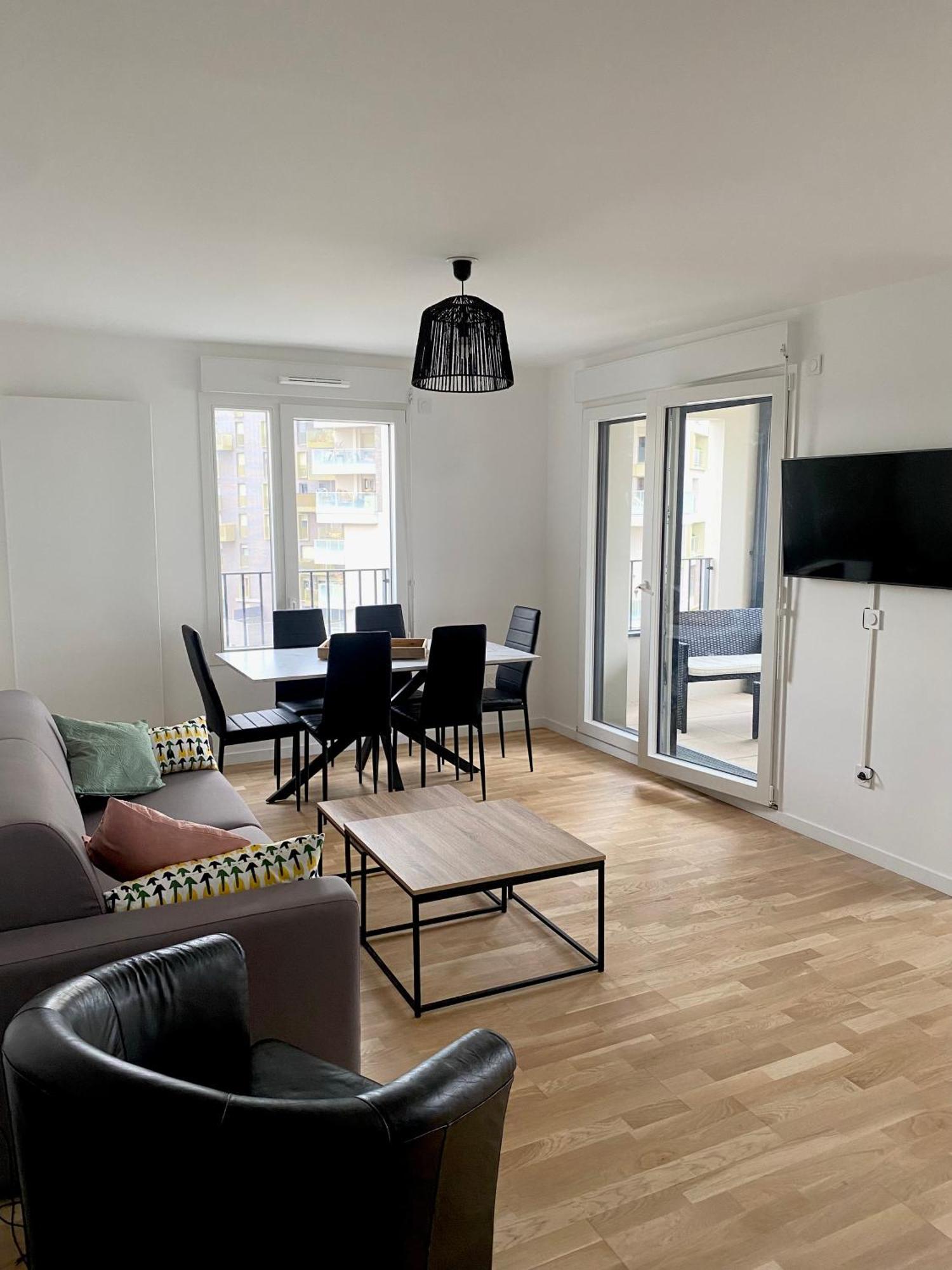 Appartement 3 Pieces Neuf De Standing A 10mn De Paris Avec Terrasse Vue Sacre Coeur